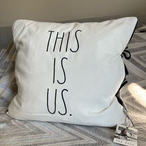Rae dunn pillow 🖤